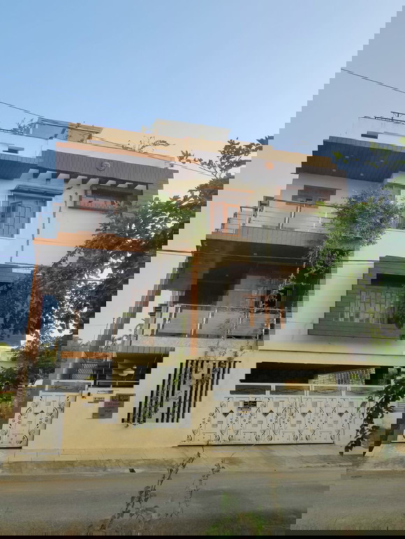 Exquisite 4BHK Home in Hemmigepura cover image